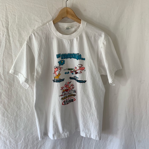 Vintage Tops - Vintage Un Salvadoreno El Salvador Tee